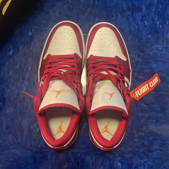 Jordan 1 lows - Picture 4 of 7